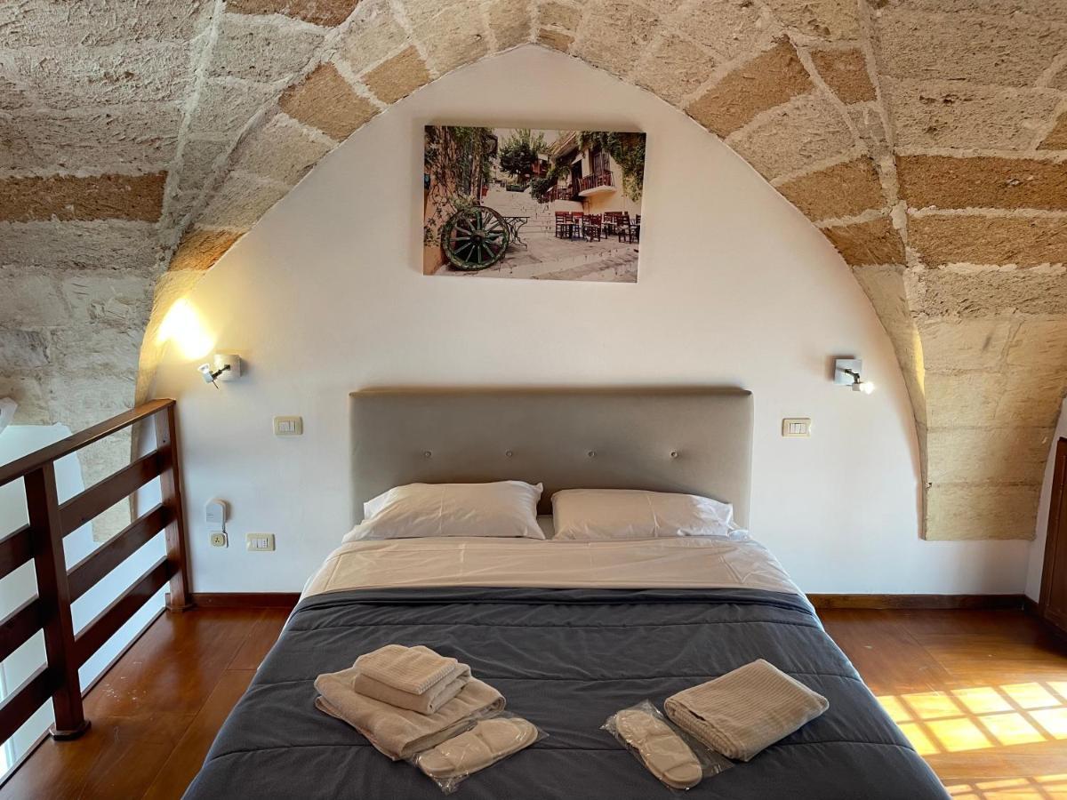 B&B Piazzetta Verdi Lecce Exterior photo